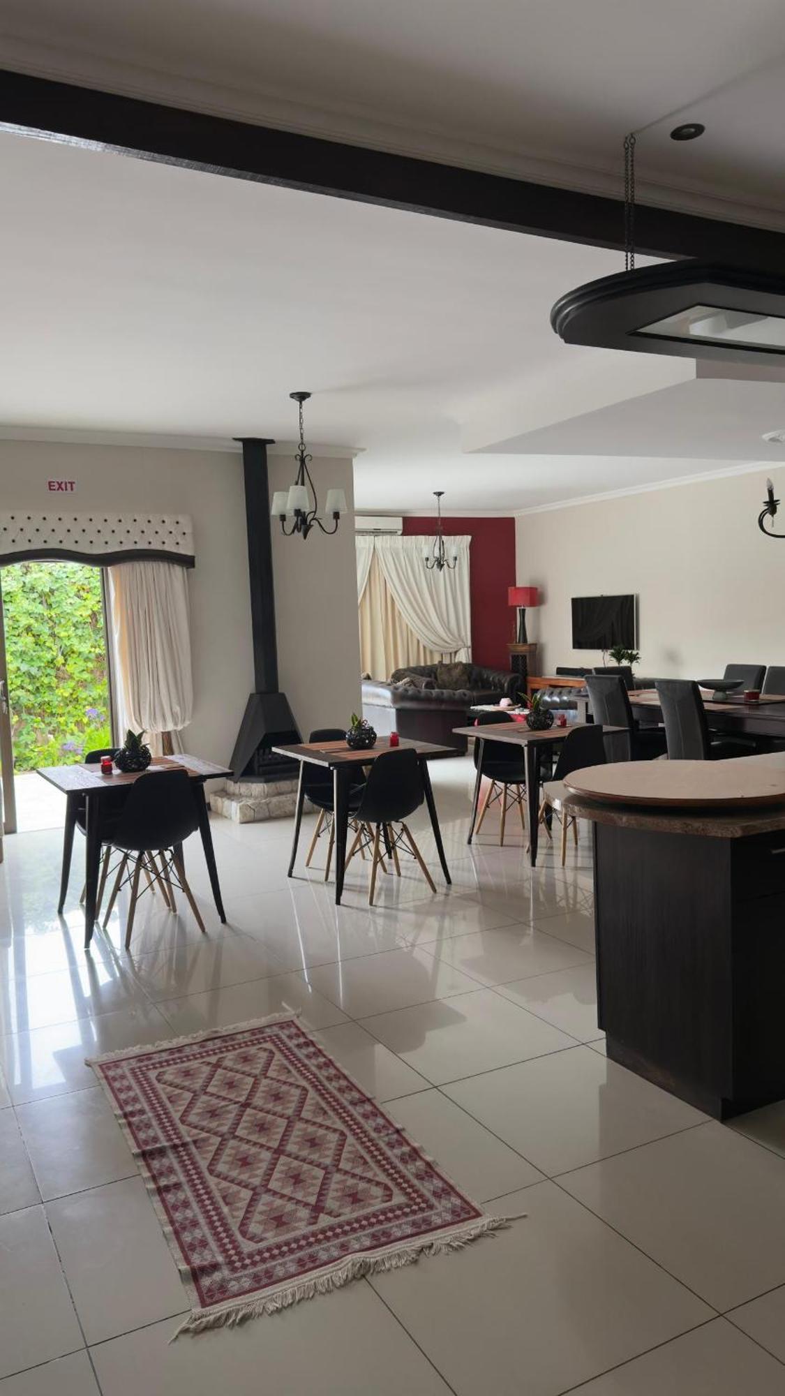Cora'S Boutique Bed & Breakfast 스바코프문트 외부 사진